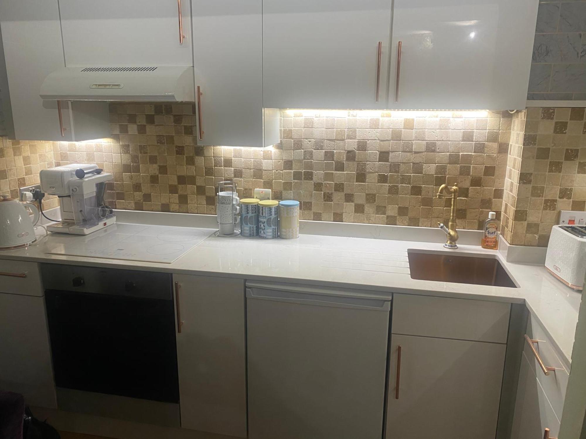 Quiet Lower Floor 2 Bed City Apartment With Private Patio Garden Bath Esterno foto